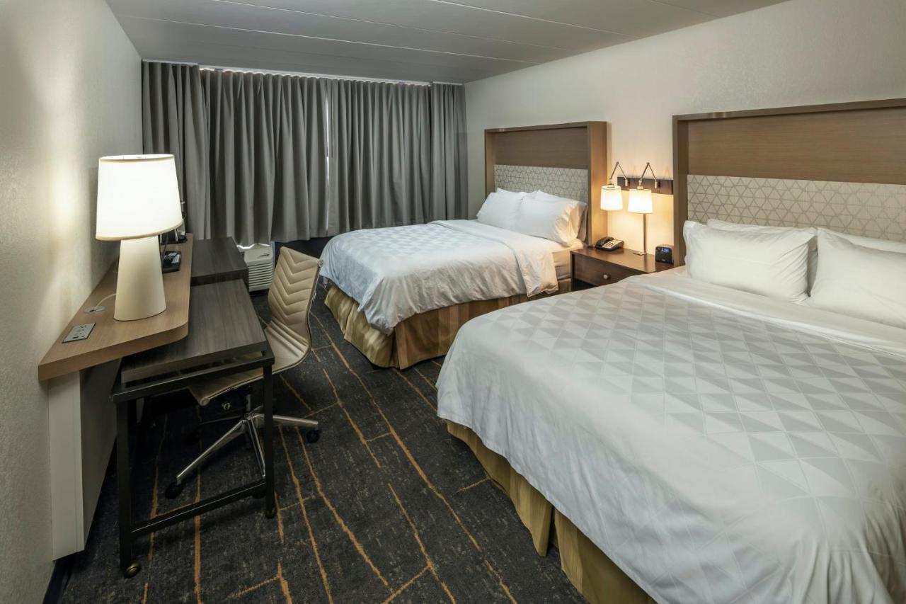 Holiday Inn Detroit Lakes By Ihg Exterior photo
